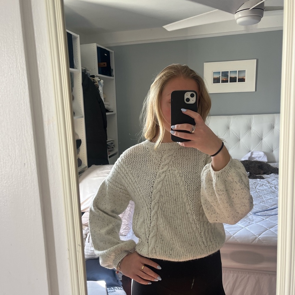 Sweater - Picture 3 of 4